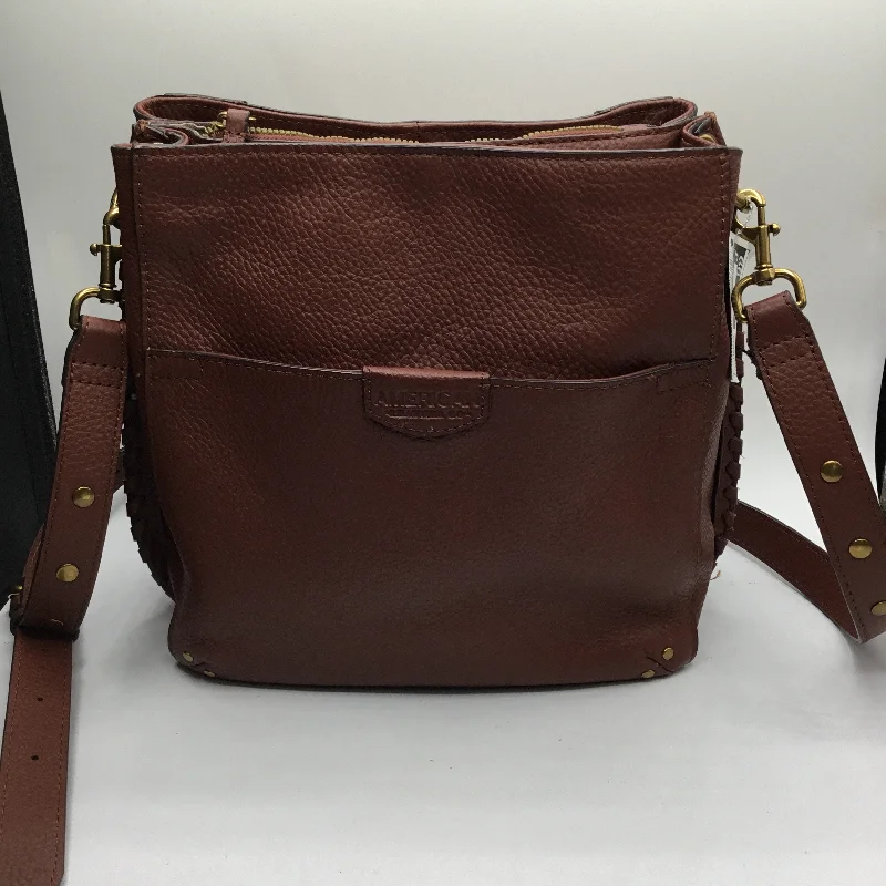 Crossbody Leather By Clothes Mentor, Size: Medium