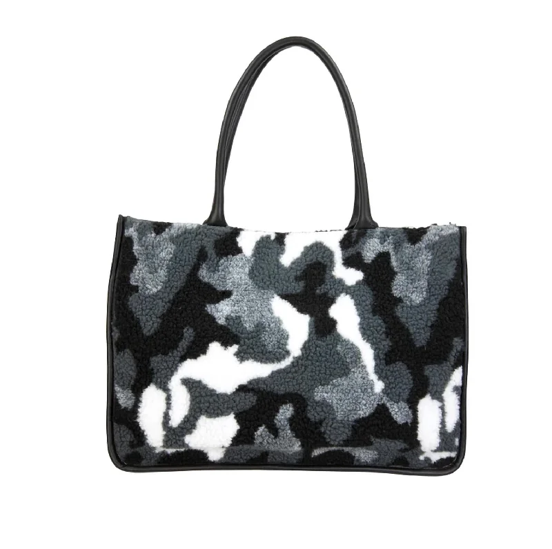 Camo Shearling Tote In Grey