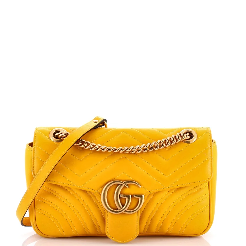 GG Marmont Flap Bag Matelasse Leather Medium