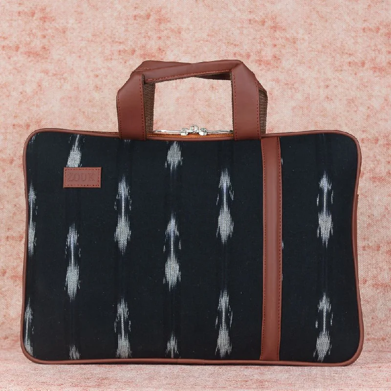 Ikat Arrow Laptop Sleeve