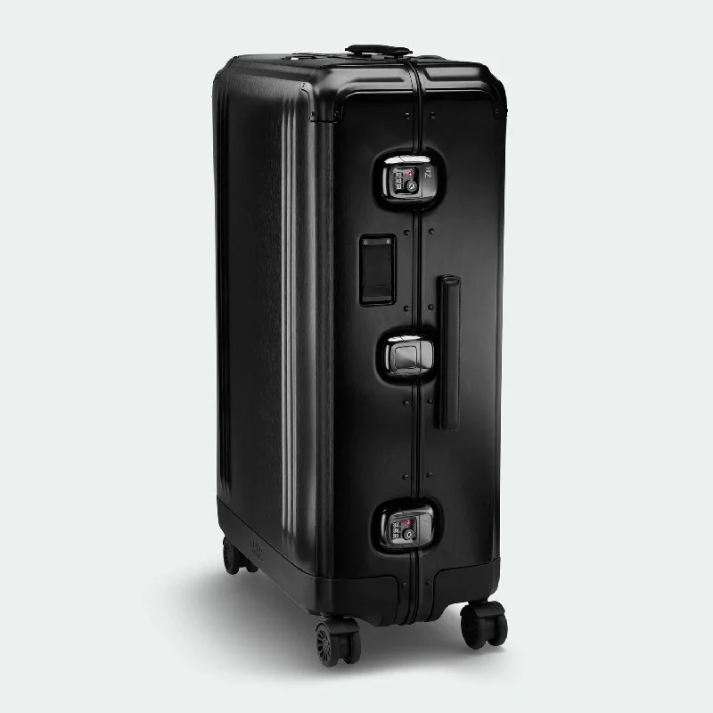 Zero Halliburton Pursuit Aluminum Large Travel Case